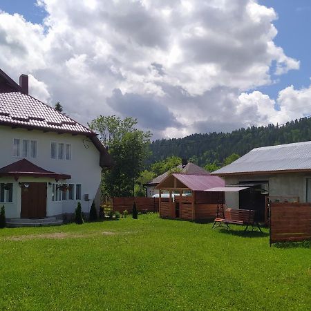 Casa Moldovita Luaran gambar