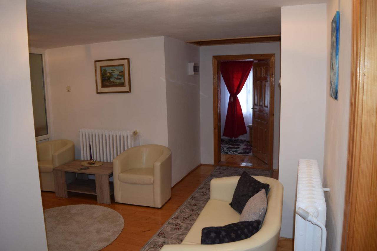 Casa Moldovita Luaran gambar