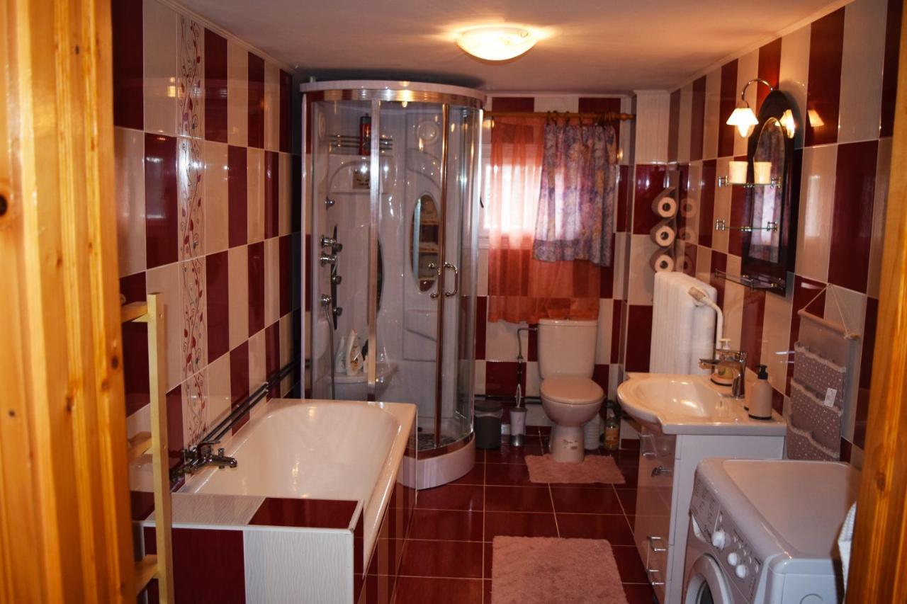 Casa Moldovita Luaran gambar