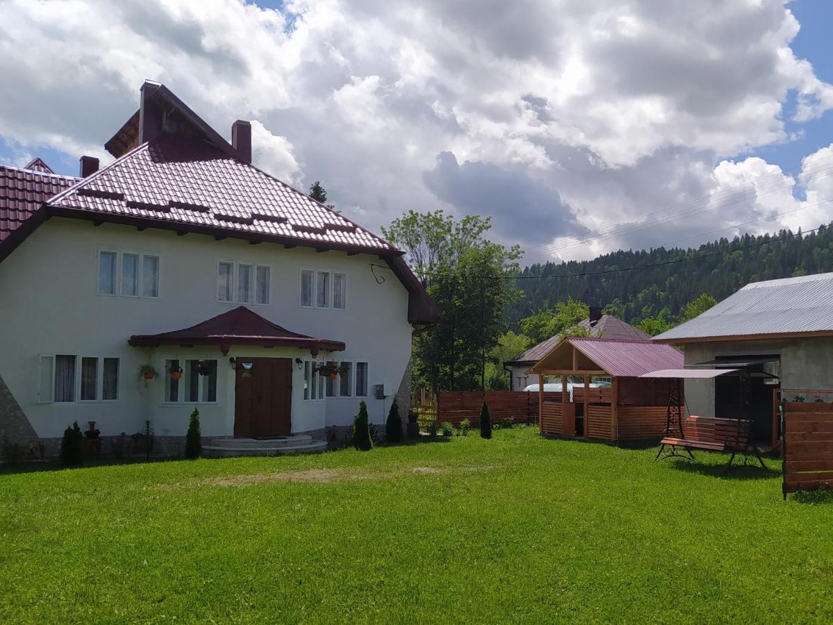 Casa Moldovita Luaran gambar